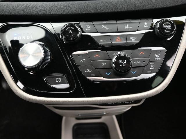 2023 Chrysler Pacifica Vehicle Photo in Cedar Rapids, IA 52402