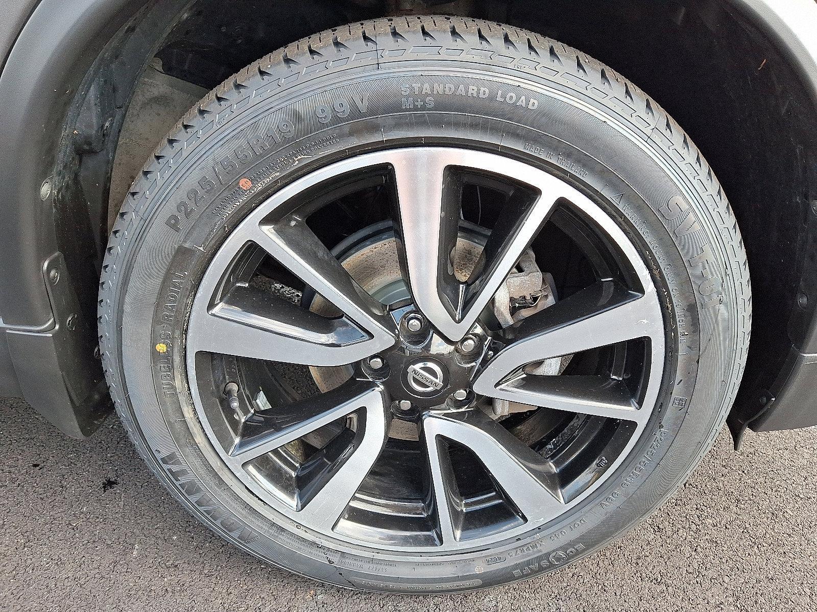 2019 Nissan Rogue Vehicle Photo in Easton, PA 18045