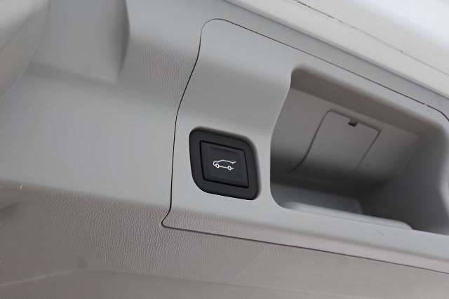 2017 GMC Acadia Vehicle Photo in Green Bay, WI 54304