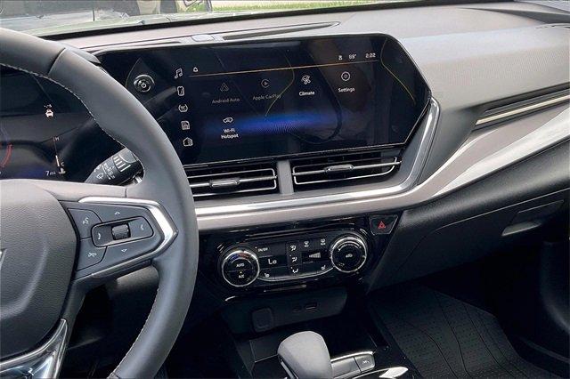 2025 Chevrolet Trax Vehicle Photo in INDEPENDENCE, MO 64055-1314