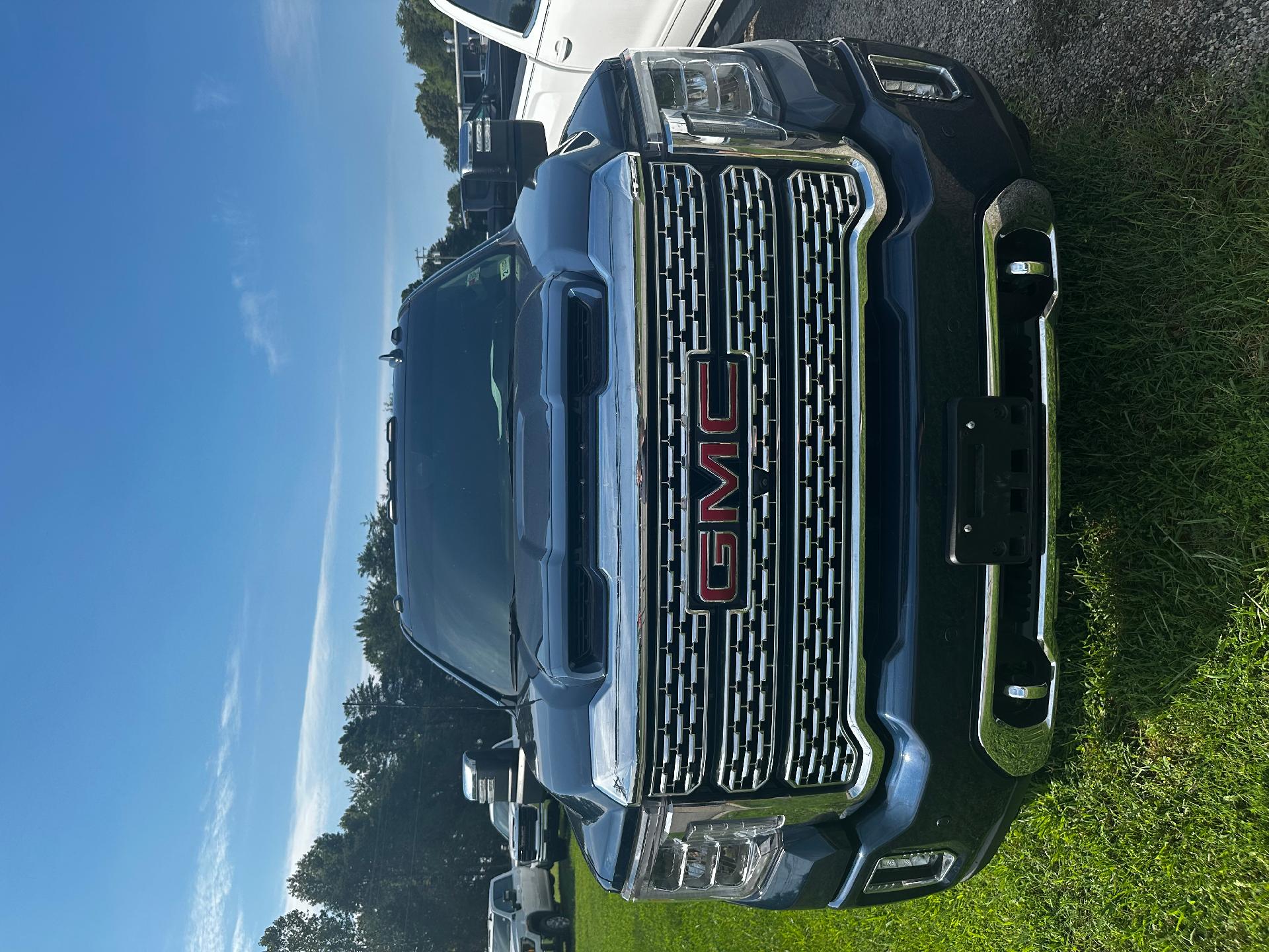 Used 2022 GMC Sierra 3500 Denali HD Denali with VIN 1GT49WEY0NF322862 for sale in Farmville, VA