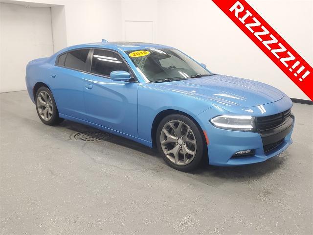 Used 2015 Dodge Charger R/T with VIN 2C3CDXCT5FH871369 for sale in Saginaw, MI