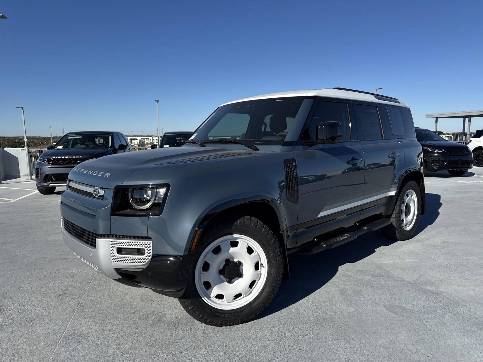 2025 Defender Vehicle Photo in AUSTIN, TX 78717