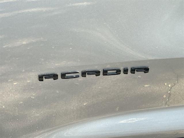 2025 GMC Acadia Vehicle Photo in GOODYEAR, AZ 85338-1310