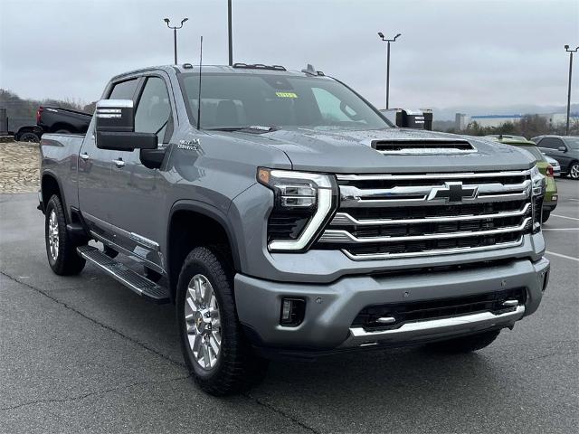 2025 Chevrolet Silverado 2500 HD Vehicle Photo in ALCOA, TN 37701-3235