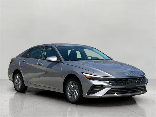 2025 Hyundai ELANTRA Hybrid Vehicle Photo in Green Bay, WI 54304