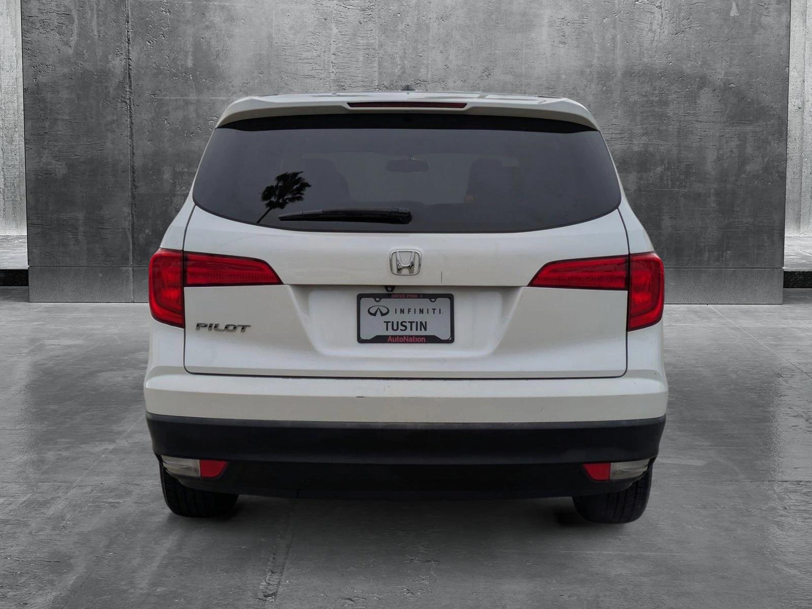 2016 Honda Pilot Vehicle Photo in Tustin, CA 92782