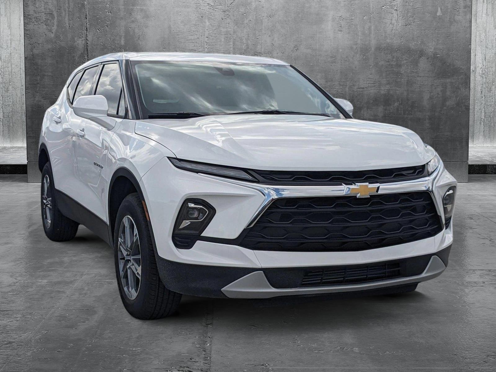 2025 Chevrolet Blazer Vehicle Photo in MIAMI, FL 33172-3015