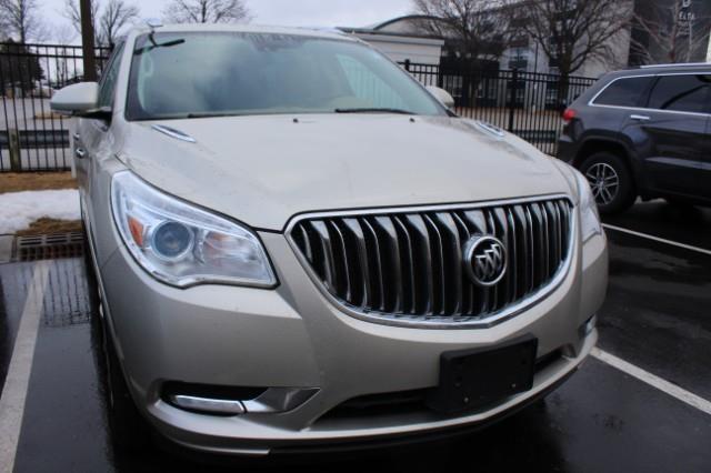 2016 Buick Enclave Vehicle Photo in Green Bay, WI 54304