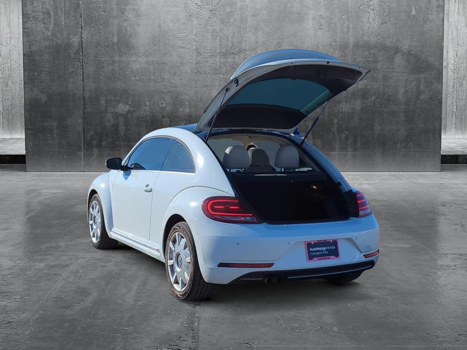 2019 Volkswagen Beetle Vehicle Photo in Memphis, TN 38128