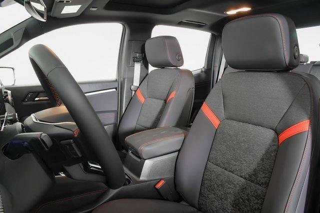 2025 Chevrolet Colorado Vehicle Photo in PUYALLUP, WA 98371-4149