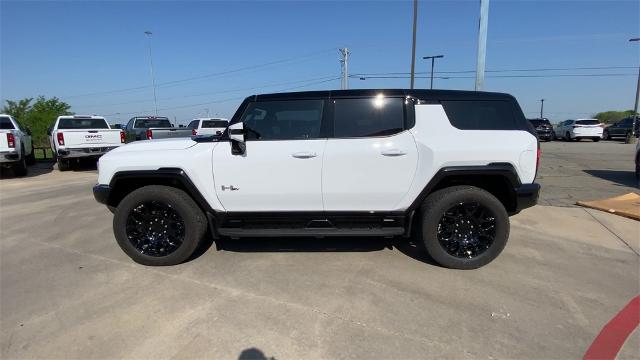2025 GMC HUMMER EV SUV Vehicle Photo in Greenville, TX 75402