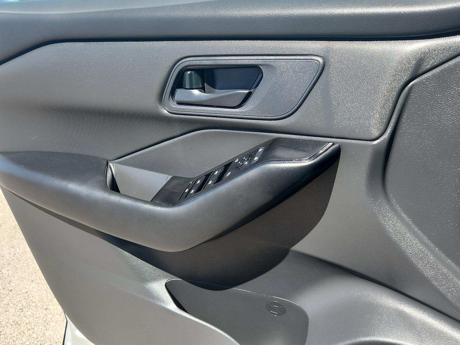 2025 Nissan Rogue Vehicle Photo in Albuquerque, NM 87110