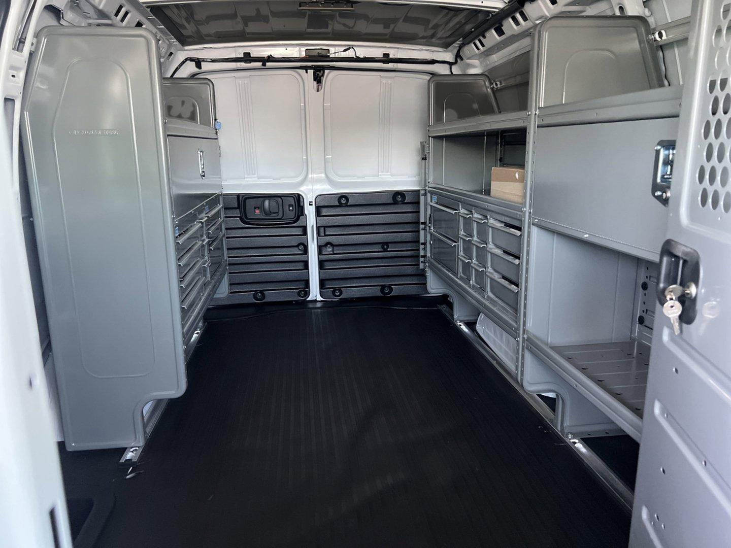 2025 Chevrolet Express Cargo 2500 Vehicle Photo in GEORGETOWN, TX 78626-7508