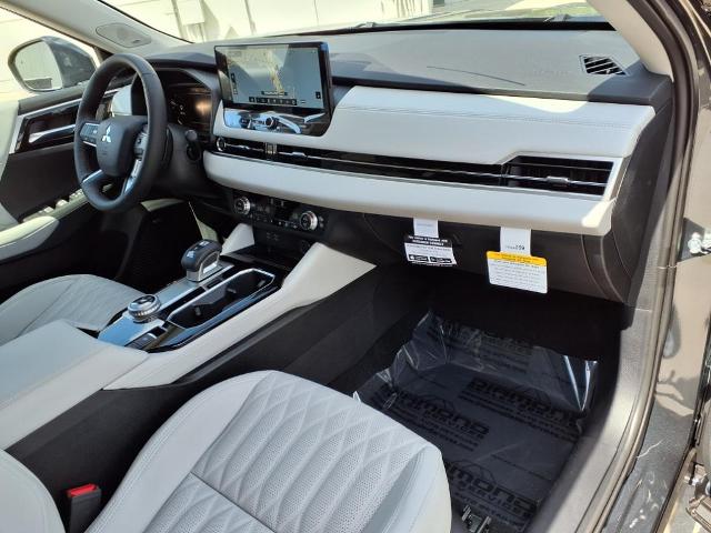2025 Mitsubishi Outlander Vehicle Photo in Tampa, FL 33612