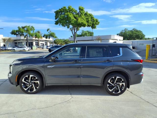 2025 Mitsubishi Outlander Plug-In Hybrid Vehicle Photo in Tampa, FL 33612