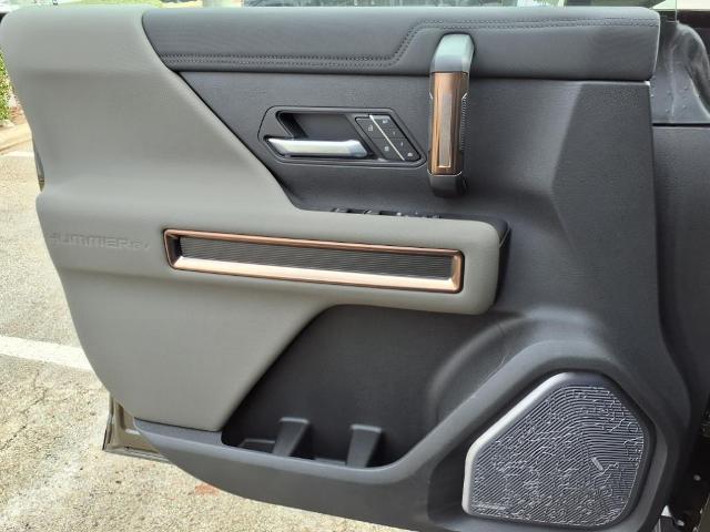2025 GMC HUMMER EV Pickup Vehicle Photo in Denton, TX 76205