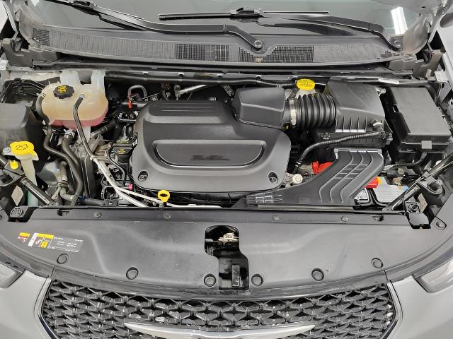 2023 Chrysler Pacifica Vehicle Photo in Green Bay, WI 54304