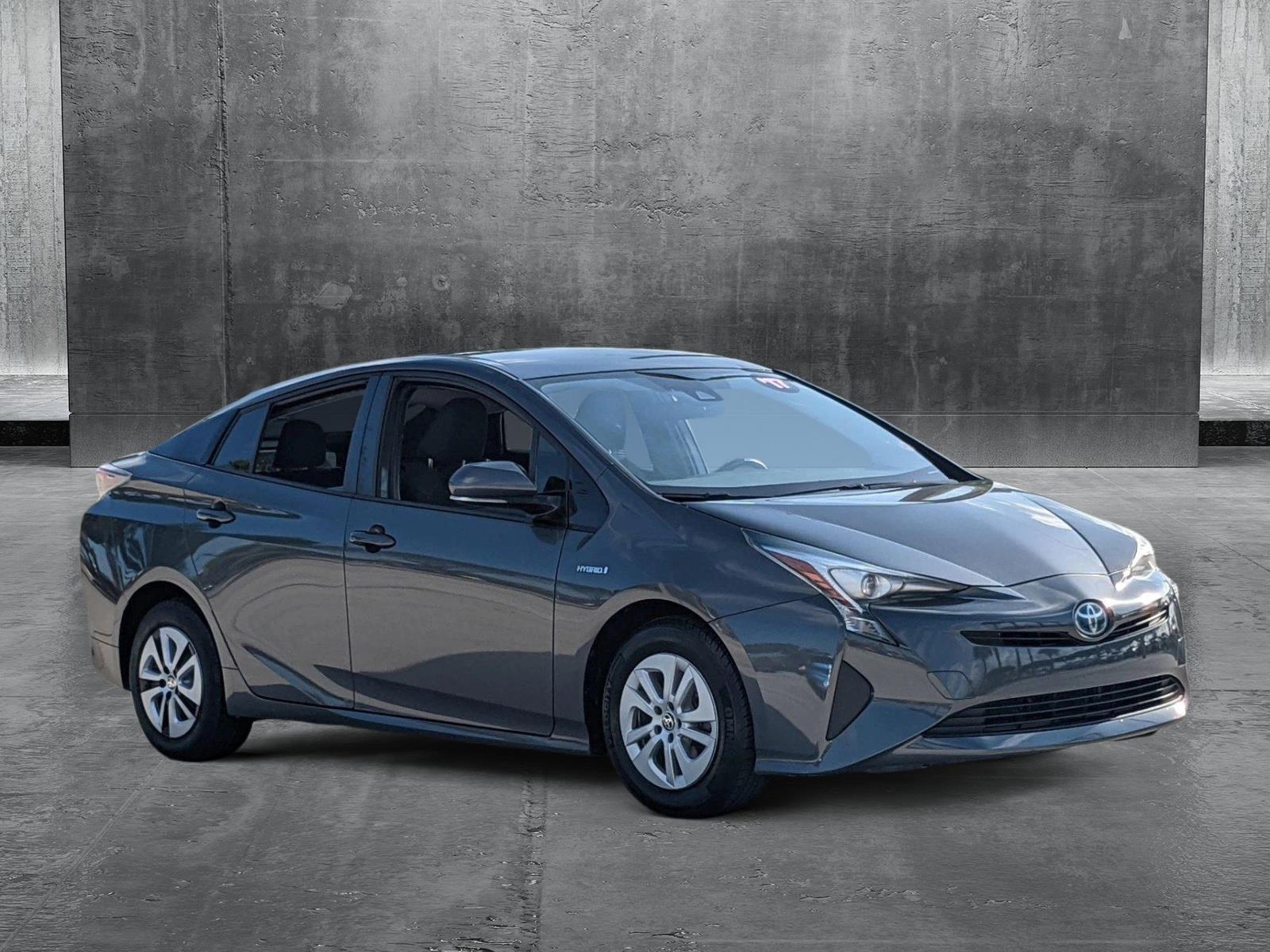 2017 Toyota Prius Vehicle Photo in Davie, FL 33331