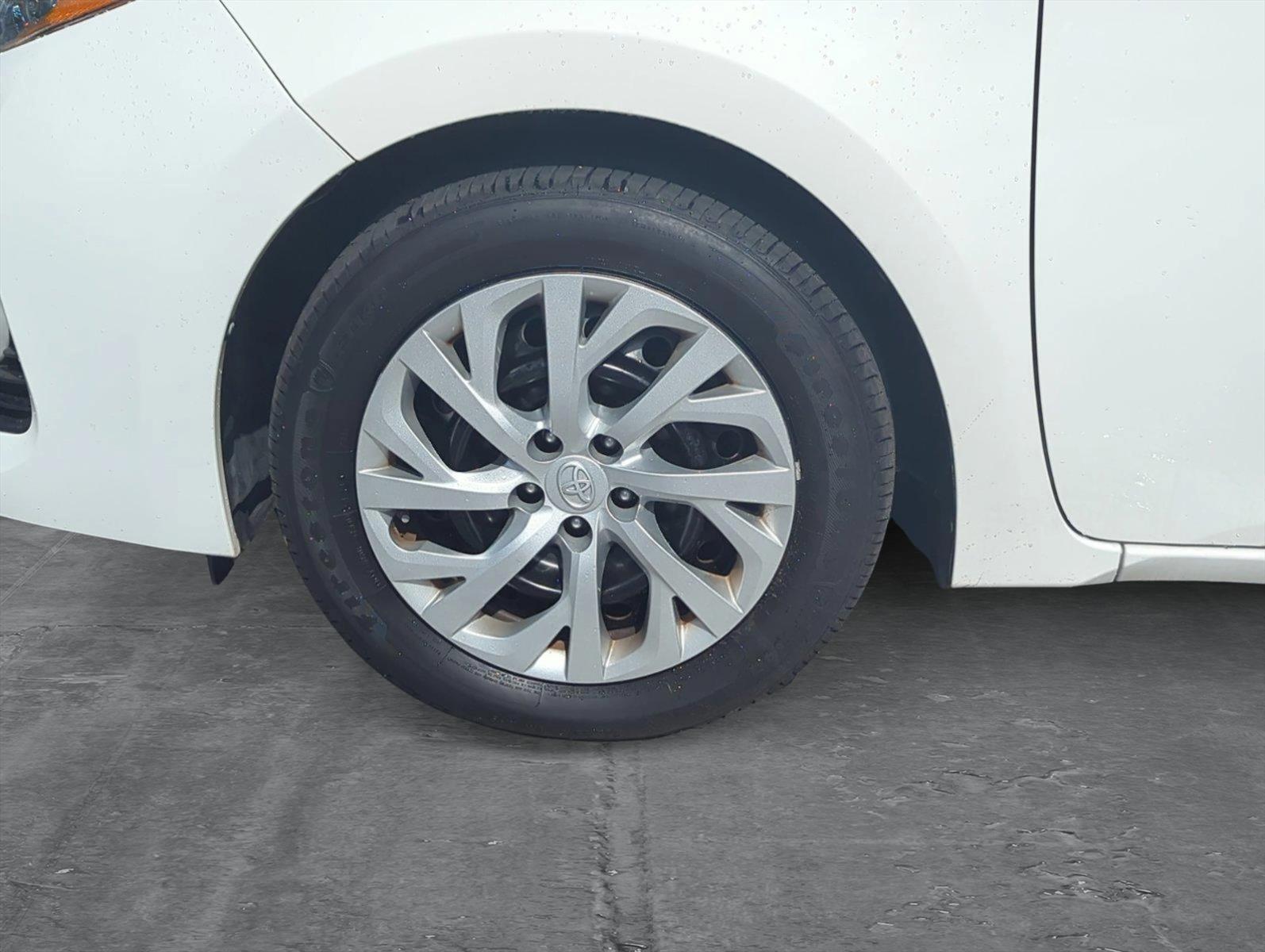 2019 Toyota Corolla Vehicle Photo in Ft. Myers, FL 33907