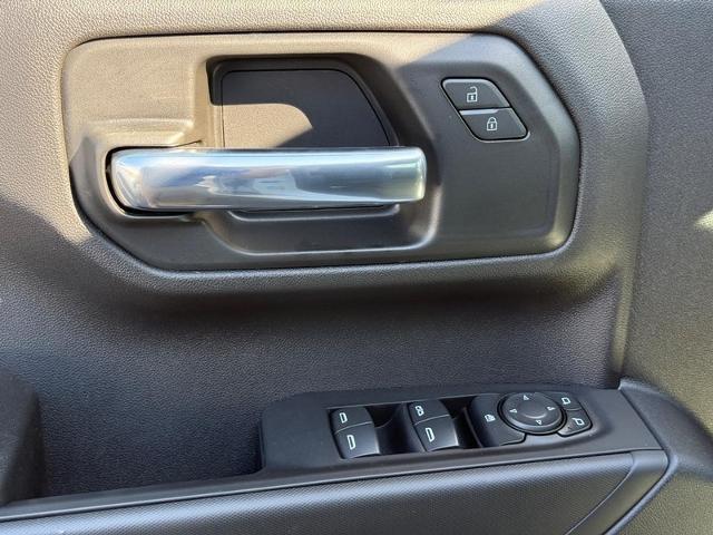 2025 Chevrolet Silverado 1500 Vehicle Photo in COLUMBIA, MO 65203-3903
