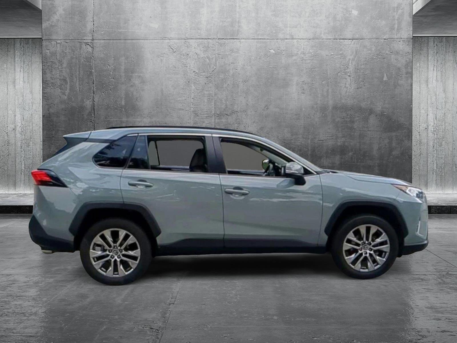 2020 Toyota RAV4 Vehicle Photo in West Palm Beach, FL 33417