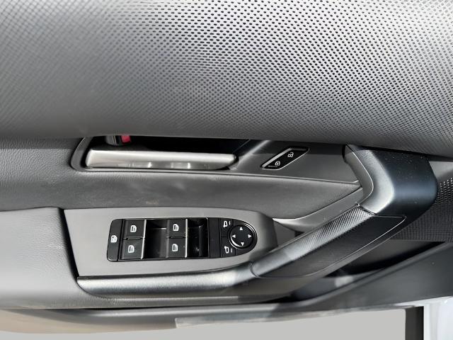 2025 Mazda CX-50 Vehicle Photo in Green Bay, WI 54304