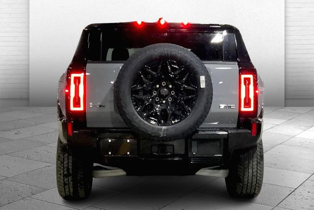 2025 GMC HUMMER EV SUV Vehicle Photo in KANSAS CITY, MO 64114-4545