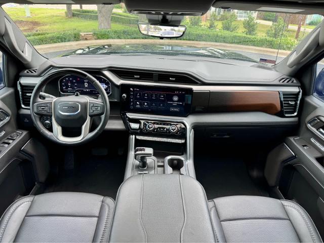 2024 GMC Sierra 1500 Vehicle Photo in DALLAS, TX 75209-3016