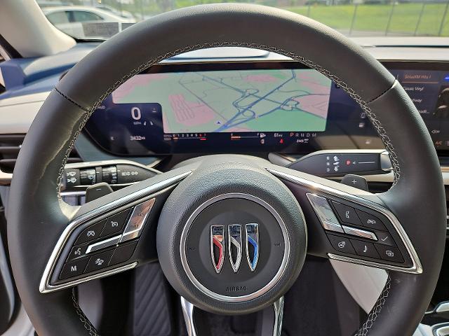 2025 Buick Envision Vehicle Photo in TREVOSE, PA 19053-4984