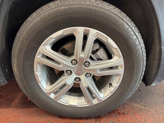 2022 GMC Terrain Vehicle Photo in TREVOSE, PA 19053-4984