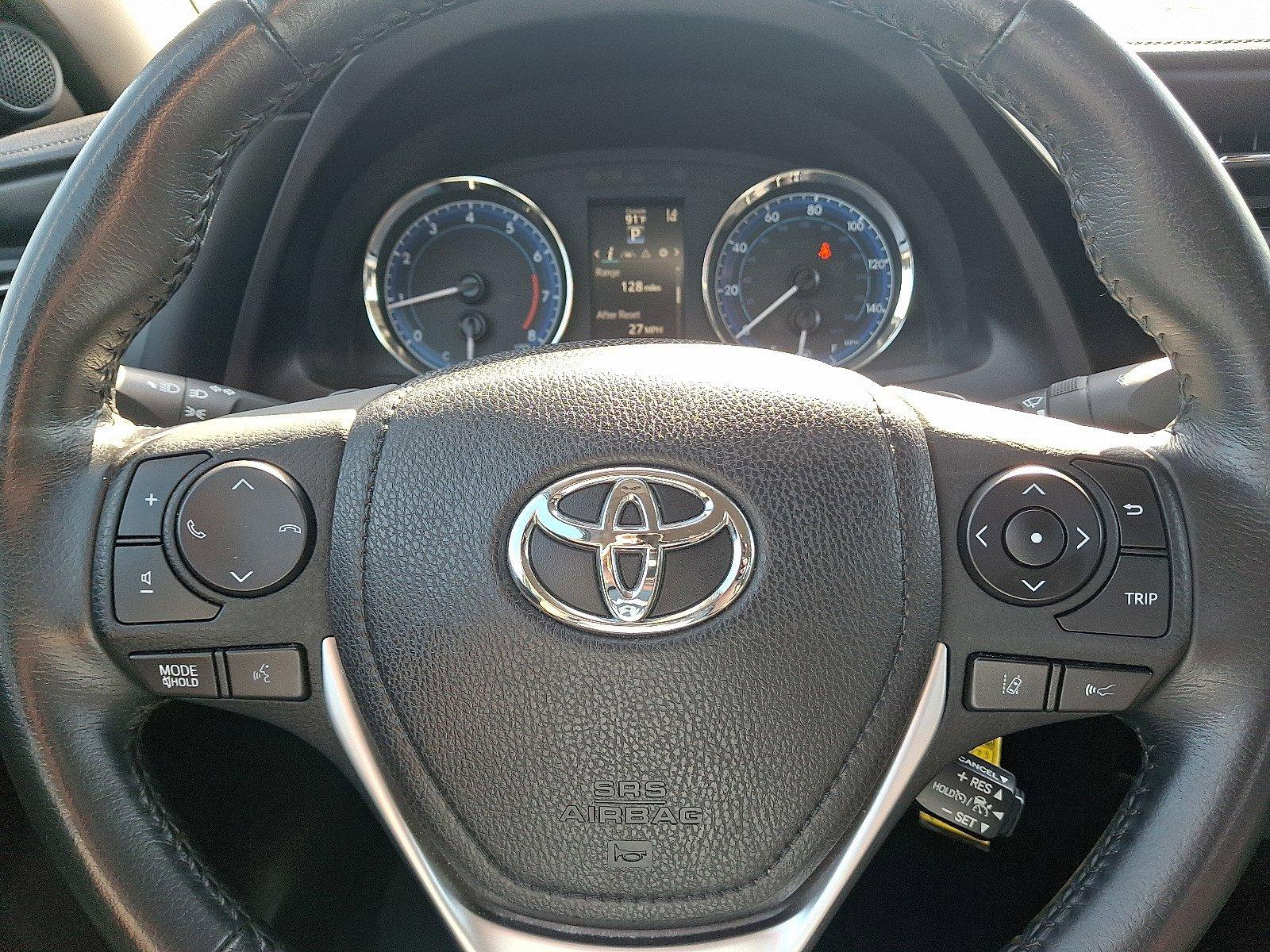 2018 Toyota Corolla Vehicle Photo in Harrisburg, PA 17111