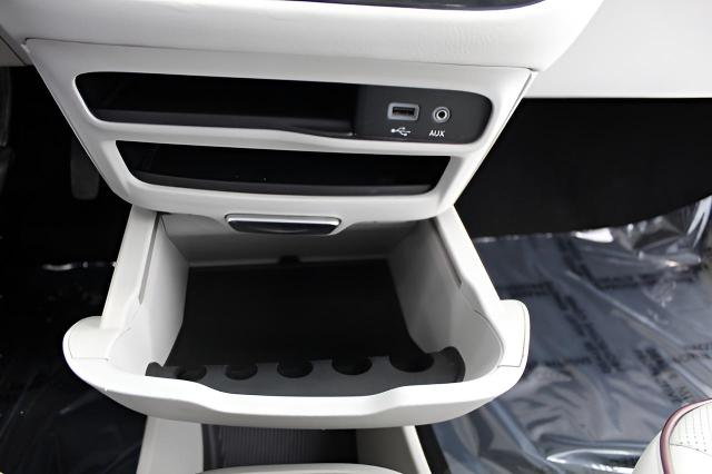 2018 Chrysler Pacifica Vehicle Photo in Green Bay, WI 54304