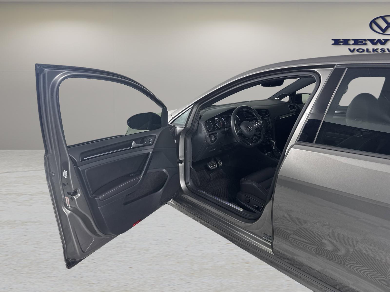 2017 Volkswagen Golf R Vehicle Photo in Georgetown, TX 78626