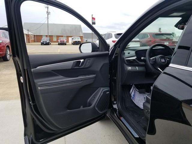 2025 Buick Enclave Vehicle Photo in ELYRIA, OH 44035-6349