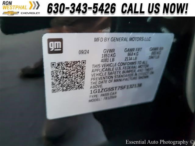 2025 Chevrolet Malibu Vehicle Photo in AURORA, IL 60503-9326