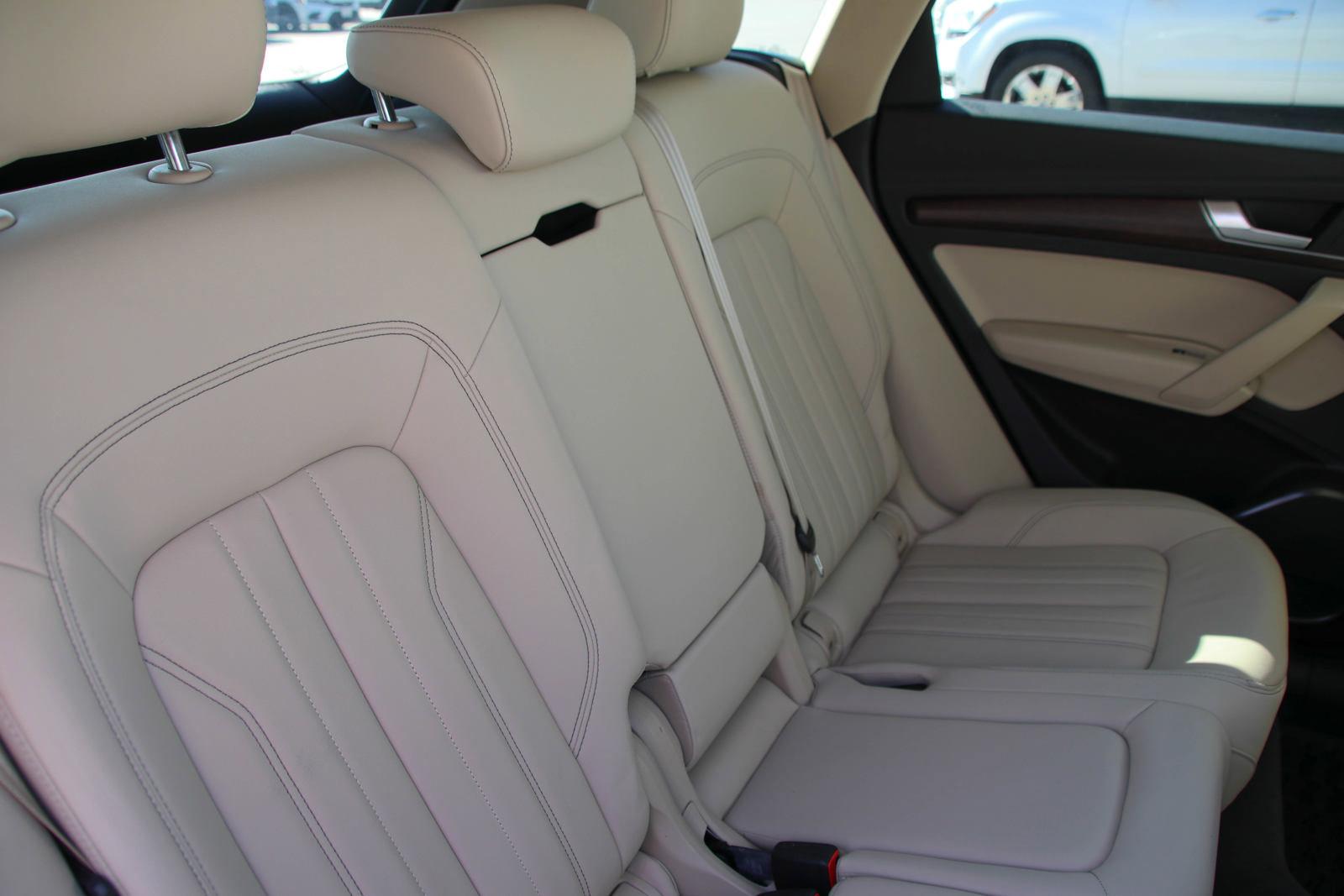 2023 Audi Q5 Vehicle Photo in SUGAR LAND, TX 77478