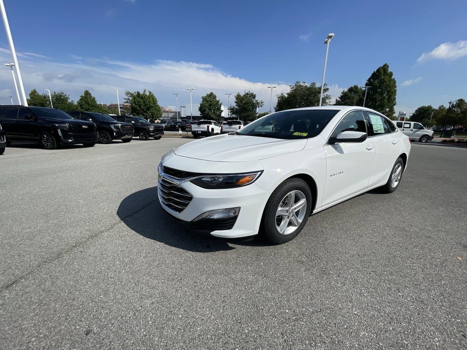 2025 Chevrolet Malibu Vehicle Photo in BENTONVILLE, AR 72712-4322