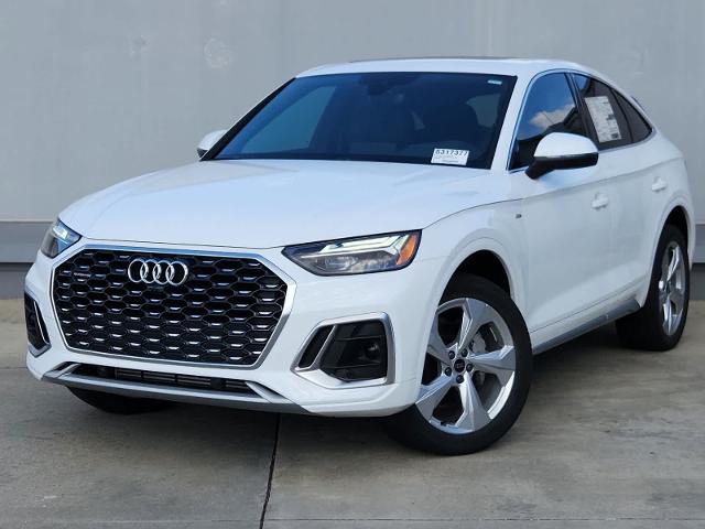 2024 Audi Q5 Sportback Vehicle Photo in SUGAR LAND, TX 77478