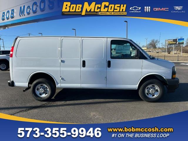 2024 Chevrolet Express Cargo 2500 Vehicle Photo in COLUMBIA, MO 65203-3903