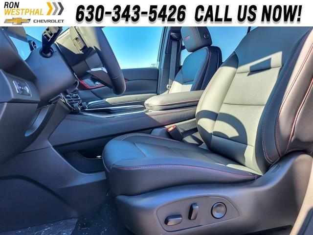 2025 Chevrolet Traverse Vehicle Photo in AURORA, IL 60503-9326