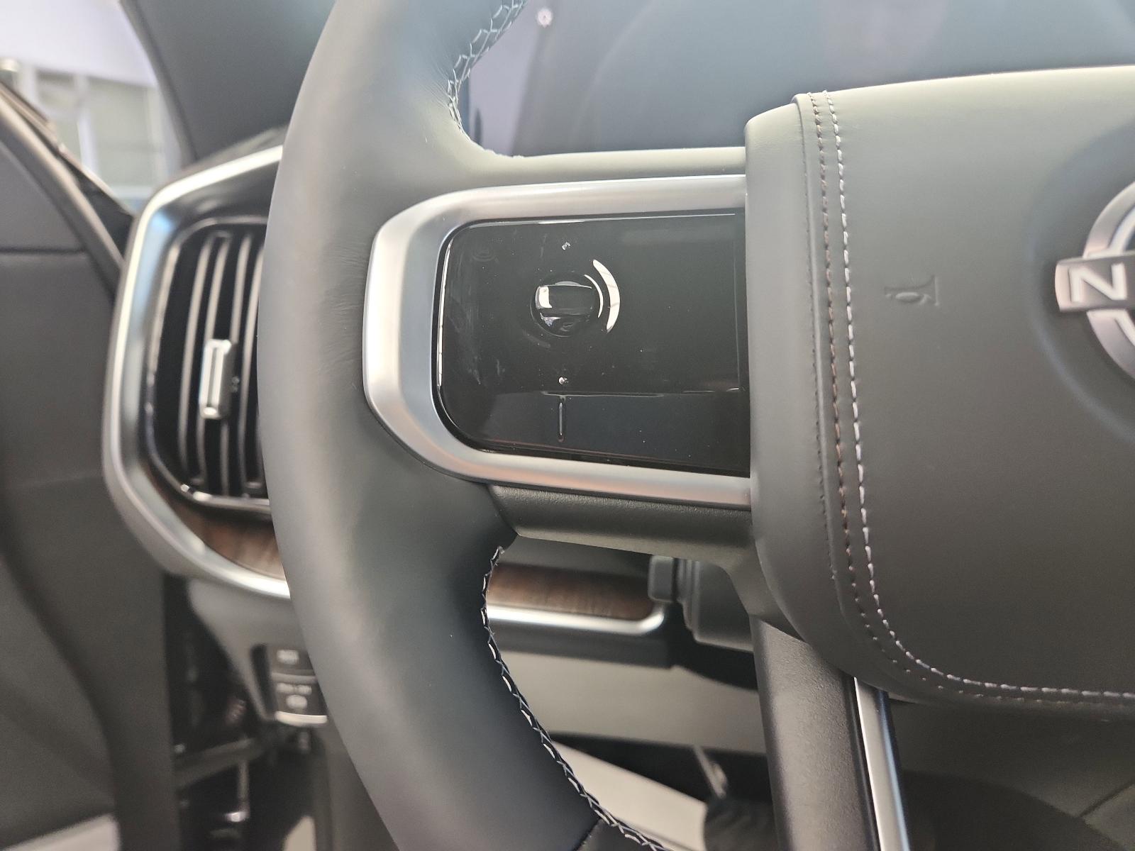 2025 Nissan Armada Vehicle Photo in Albuquerque, NM 87110