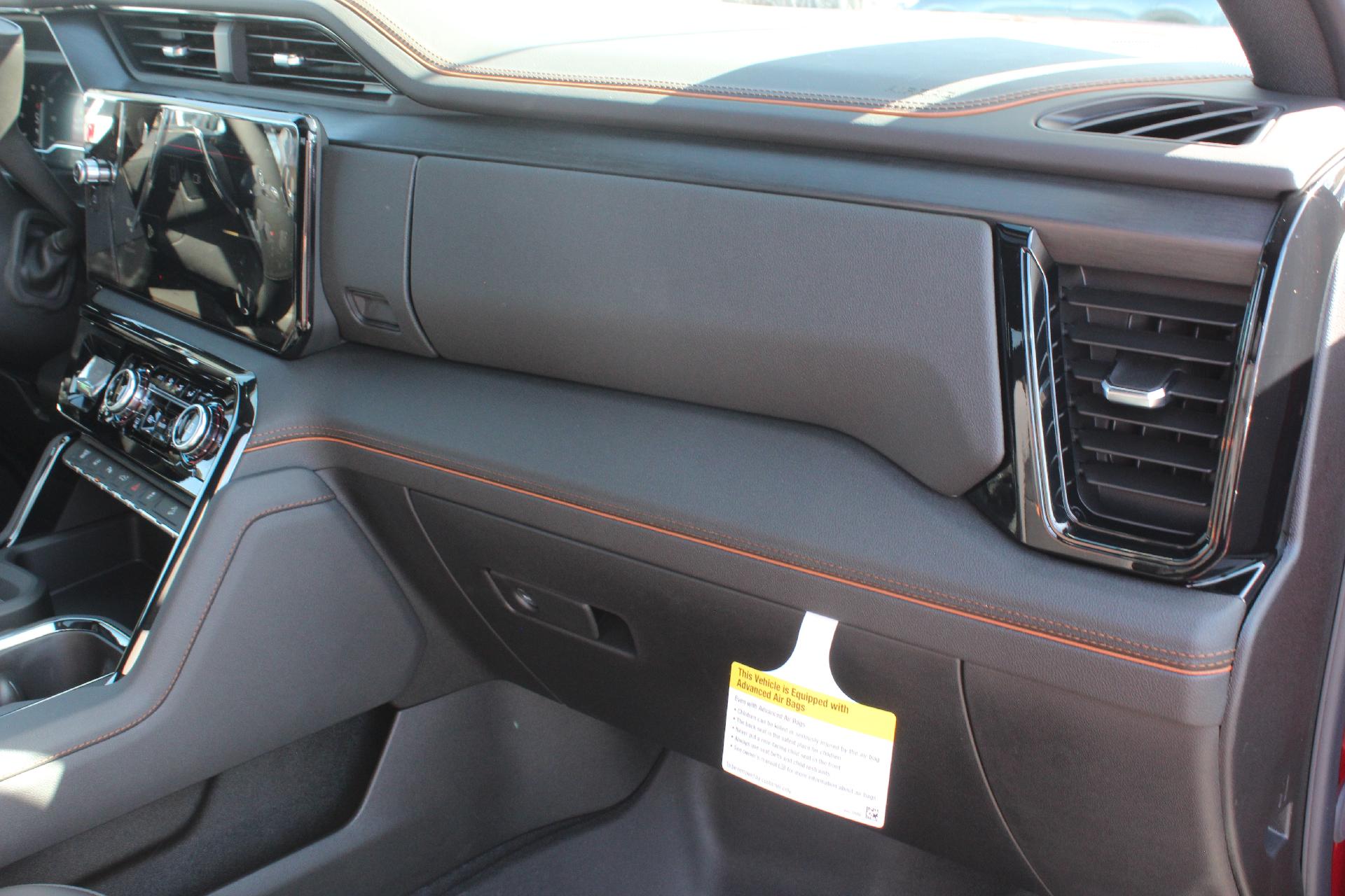 2025 GMC Sierra 2500 HD Vehicle Photo in AURORA, CO 80012-4011