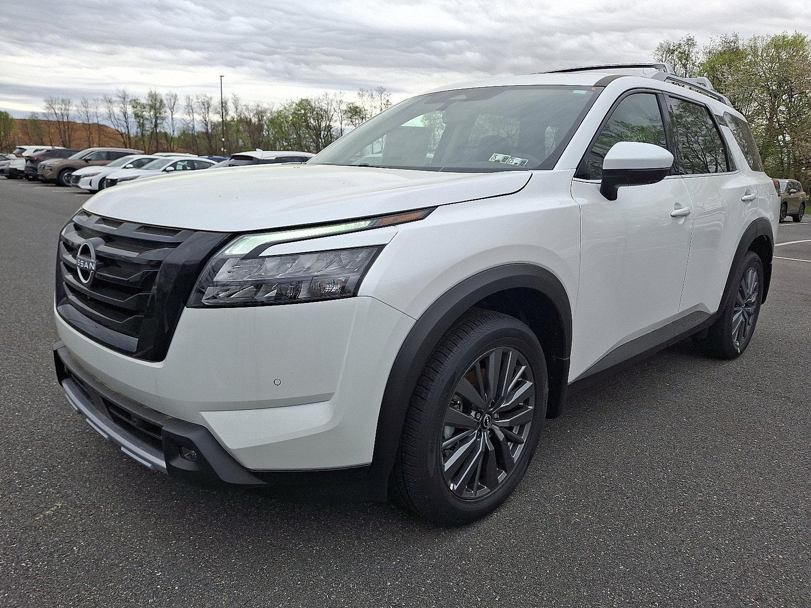 2025 Nissan Pathfinder Vehicle Photo in Mechanicsburg, PA 17050-2306
