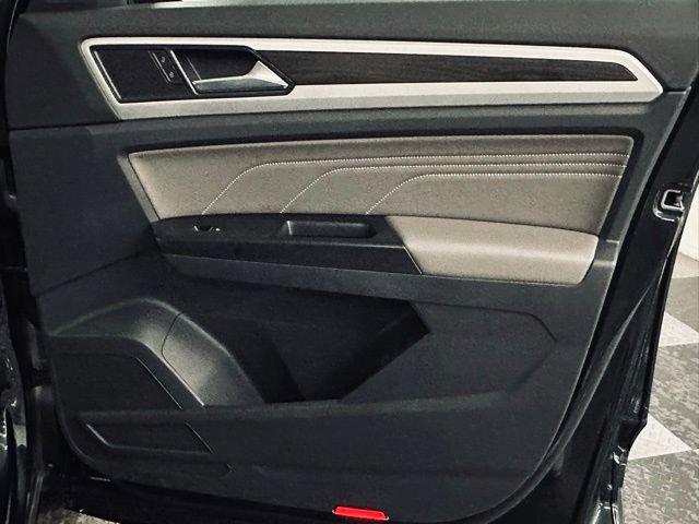 2021 Volkswagen Atlas Vehicle Photo in MEDINA, OH 44256-9631