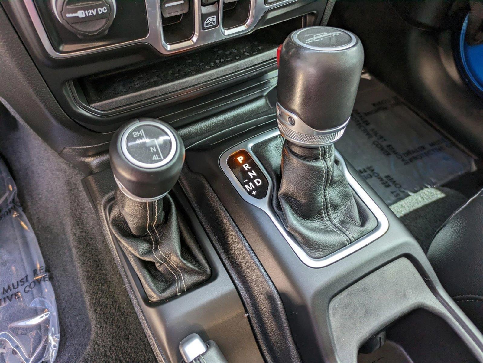 2022 Jeep Gladiator Vehicle Photo in GILBERT, AZ 85297-0446