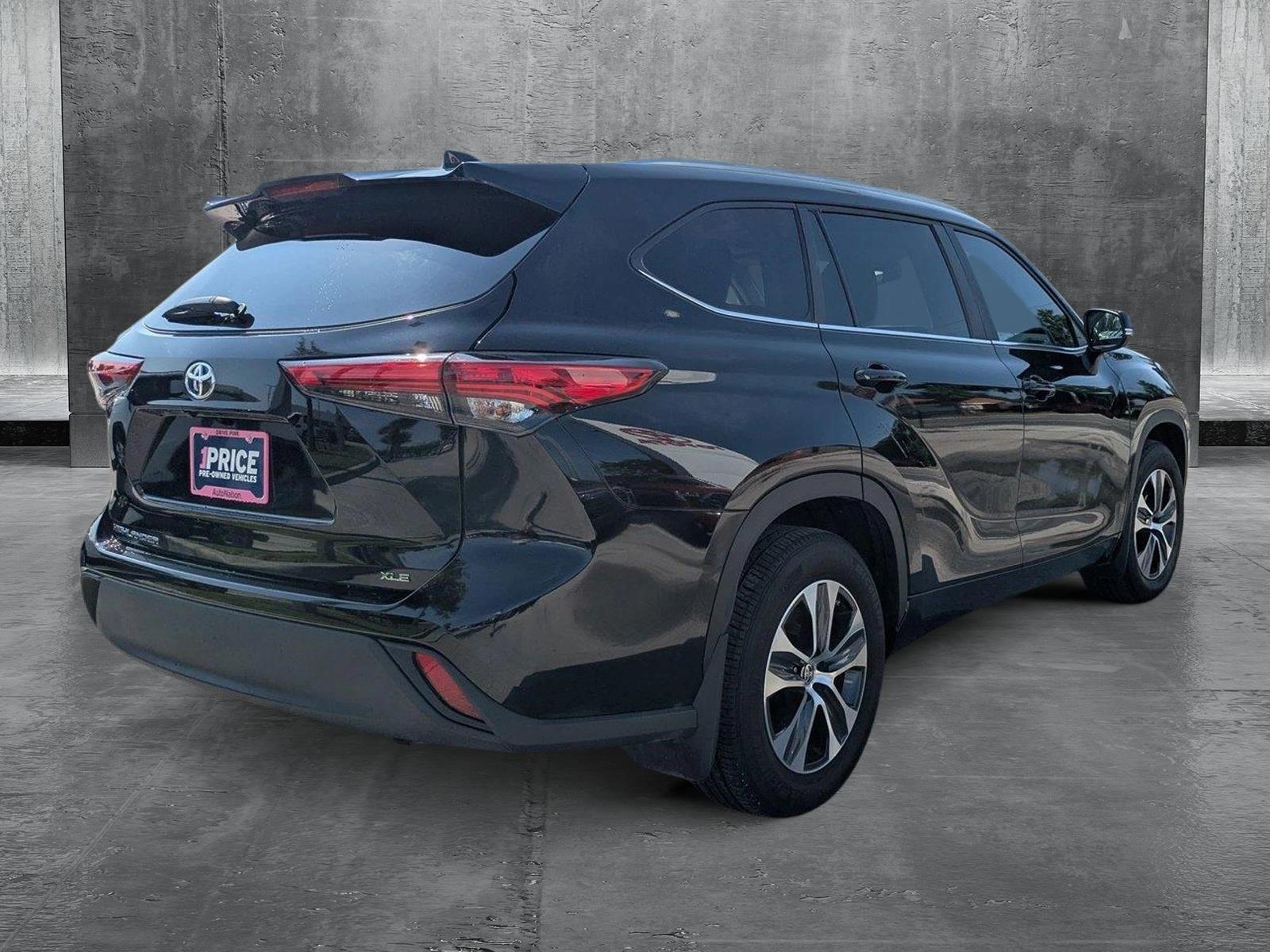 2023 Toyota Highlander Vehicle Photo in Winter Park, FL 32792