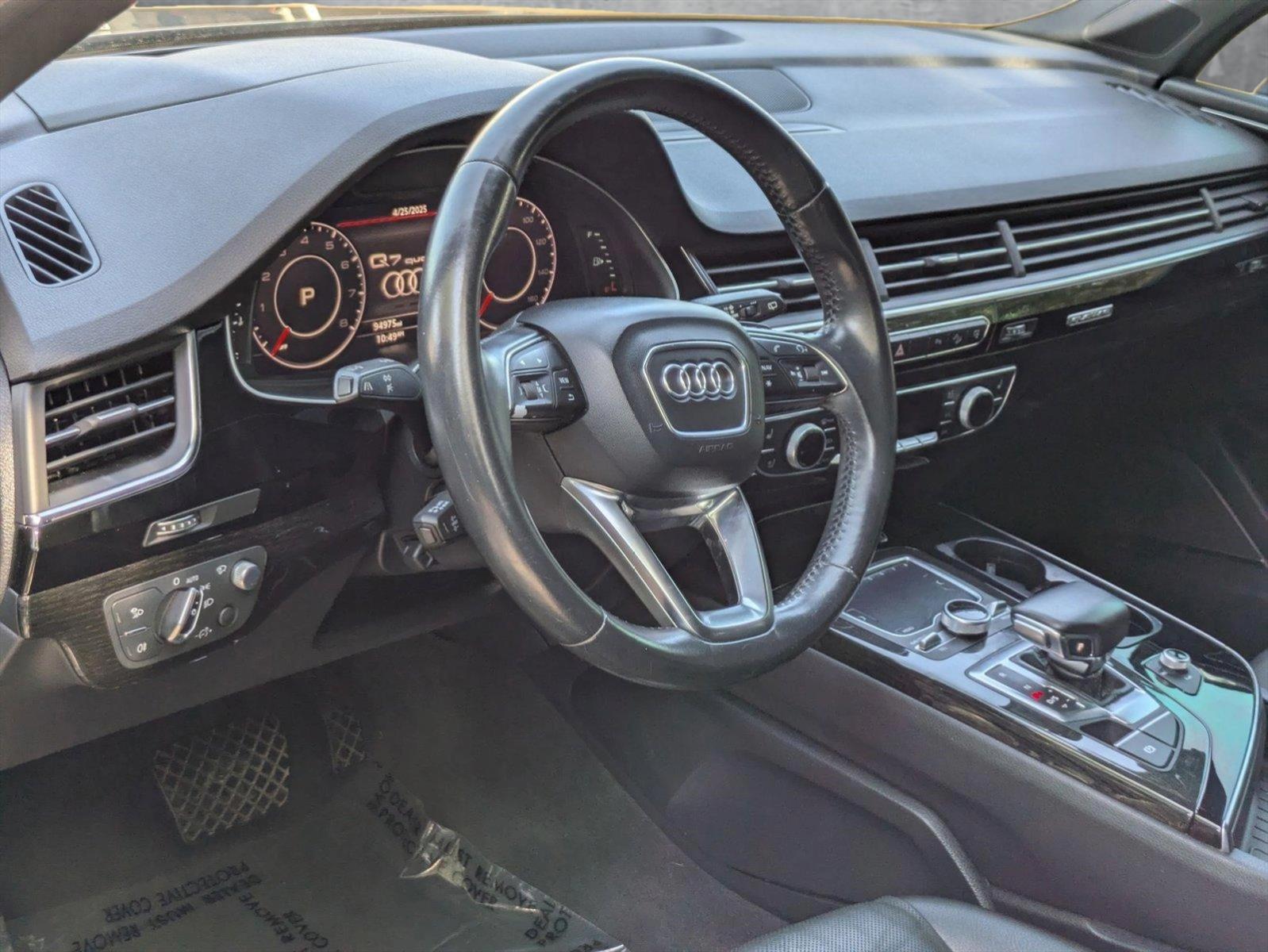 2017 Audi Q7 Vehicle Photo in Tampa, FL 33614
