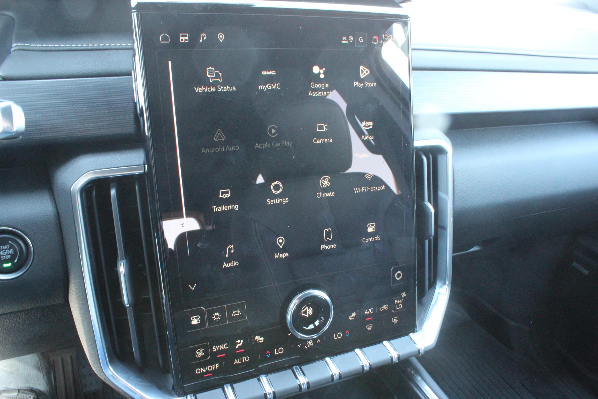 2025 GMC Acadia Vehicle Photo in AURORA, CO 80012-4011