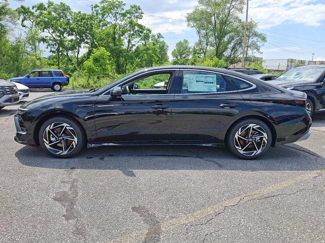 2025 Hyundai SONATA Vehicle Photo in Harrisburg, PA 17111